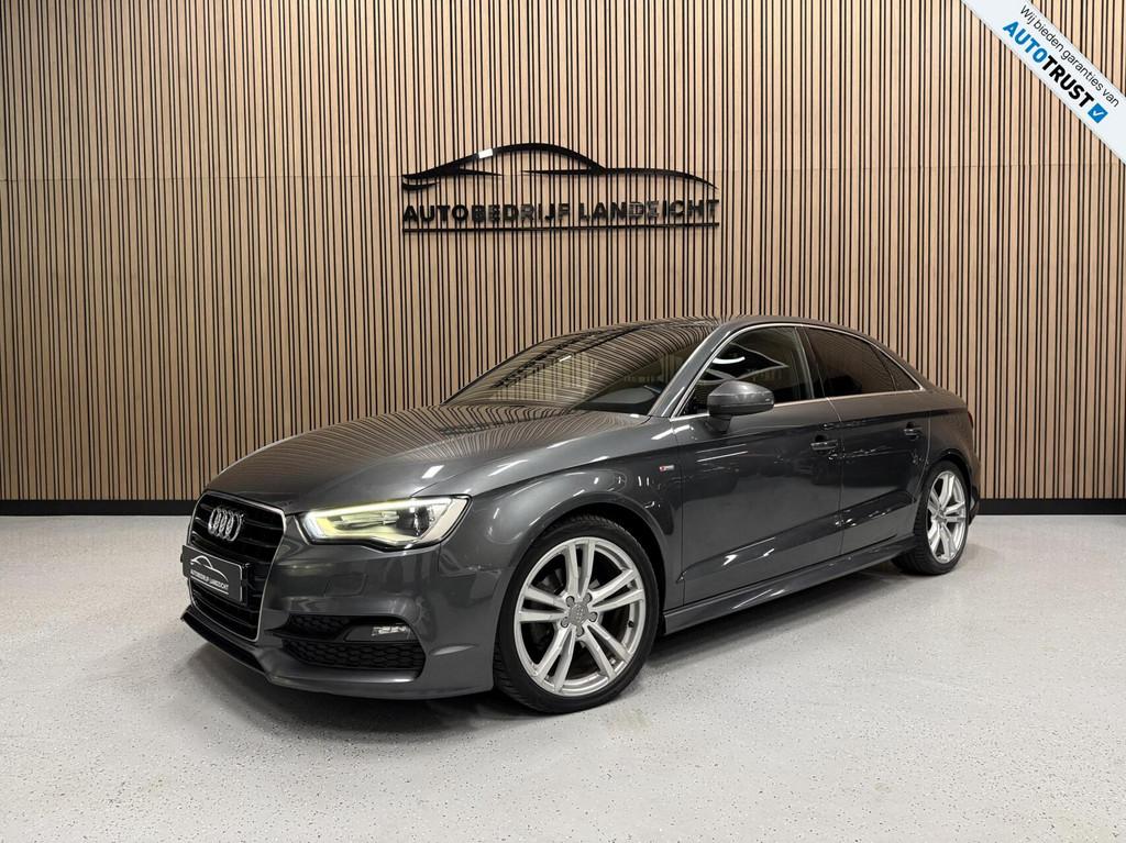 Audi A3 Limousine 1.4 TFSI CoD Ambition | S-line | Automaat, Gebruikt, 4 cilinders, Leder, Sedan