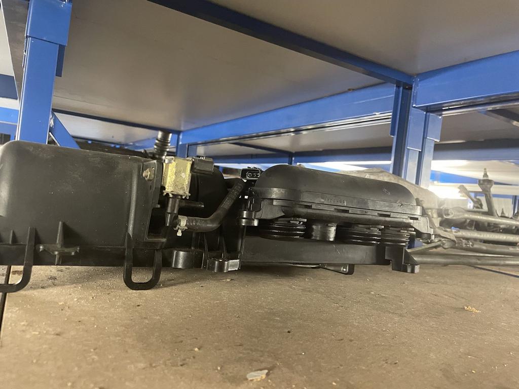 Luchtfilterhuis met gasklep Nissan Micra, Gebruikt, -, -, Ophalen of Verzenden