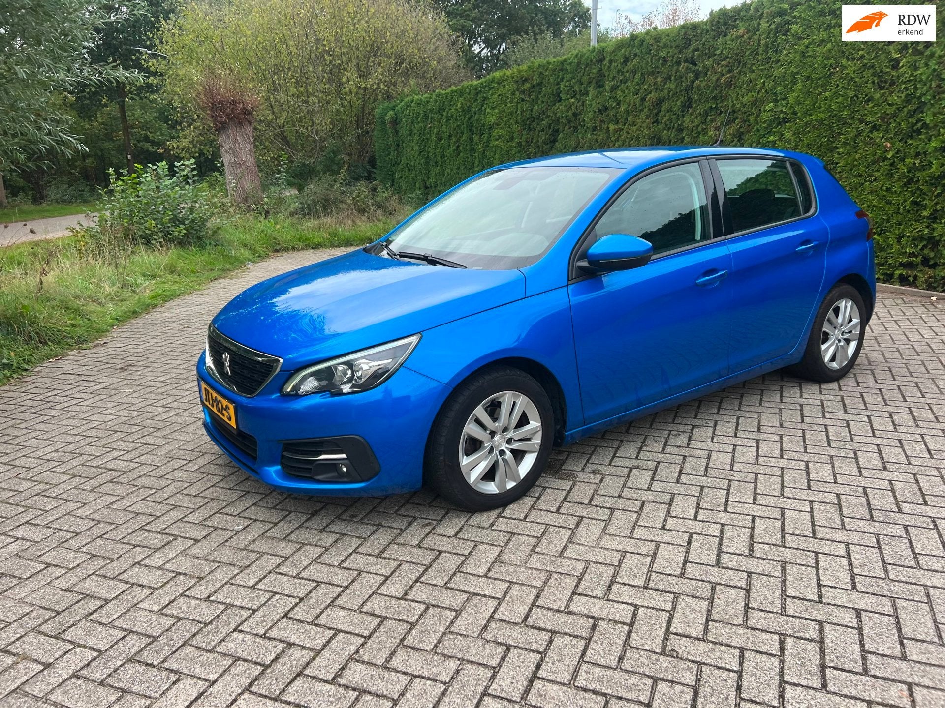 Peugeot 308 1.2 PureTech Active Pack VIRTUAL COCKPIT BJ 2020, Auto's, Voorwielaandrijving, Gebruikt, Euro 6, Blauw