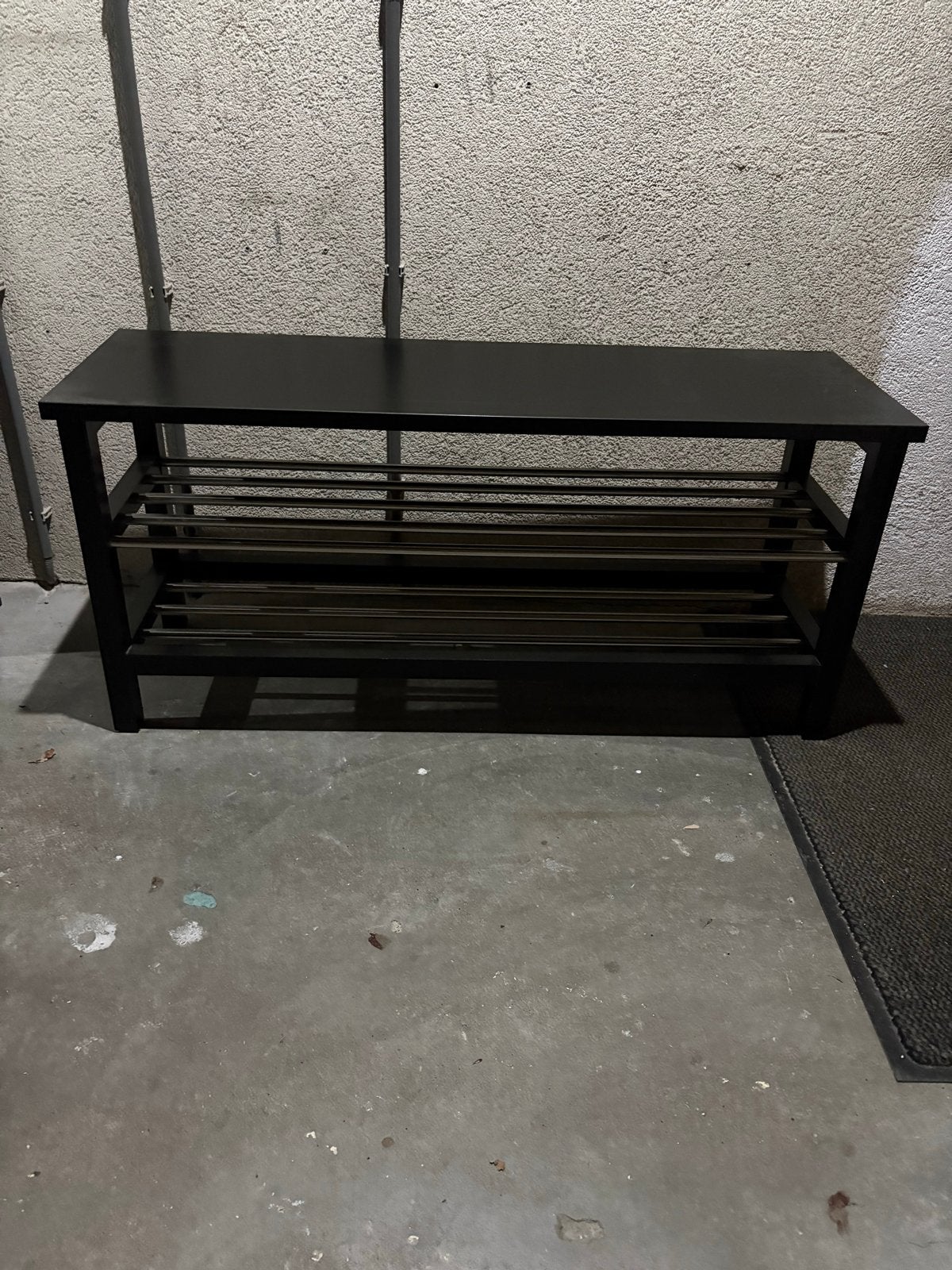 Ikea TJUSIG schoenenbank zwart, Ophalen, Gebruikt