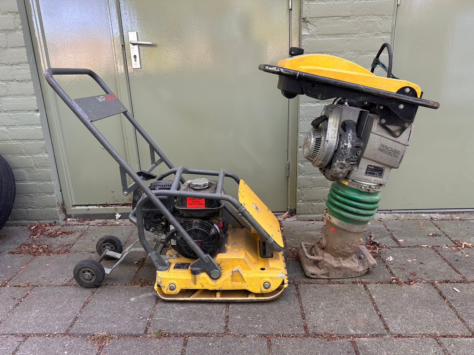 Te huur Wacker trilplaat& Wacker stamper! Ook los van elkaar, Ophalen, Gebruikt