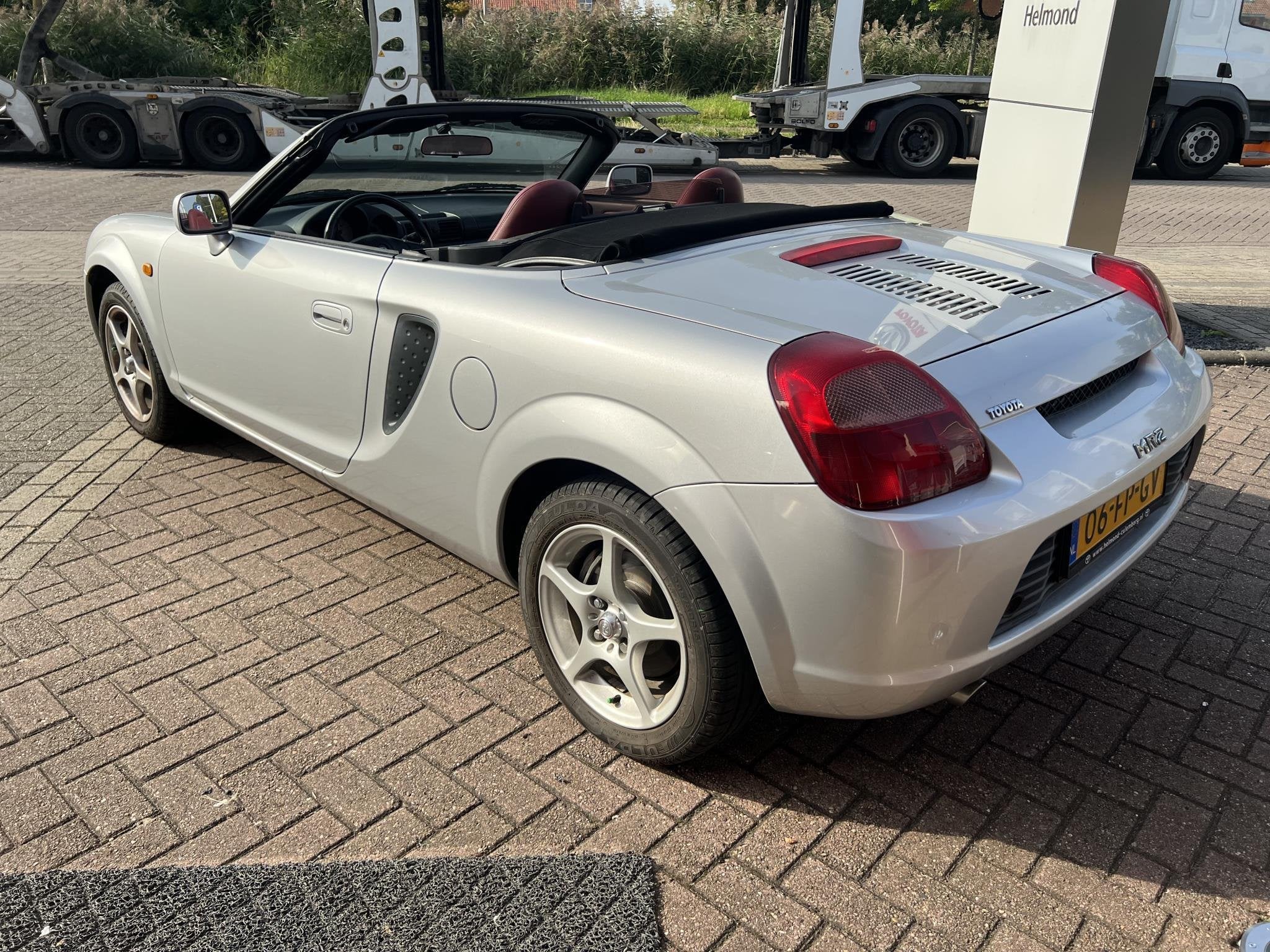 Toyota MR 2 1.8-16v VVT-i, Dealer onderhouden, Gebruikt, 4 cilinders, Cabriolet