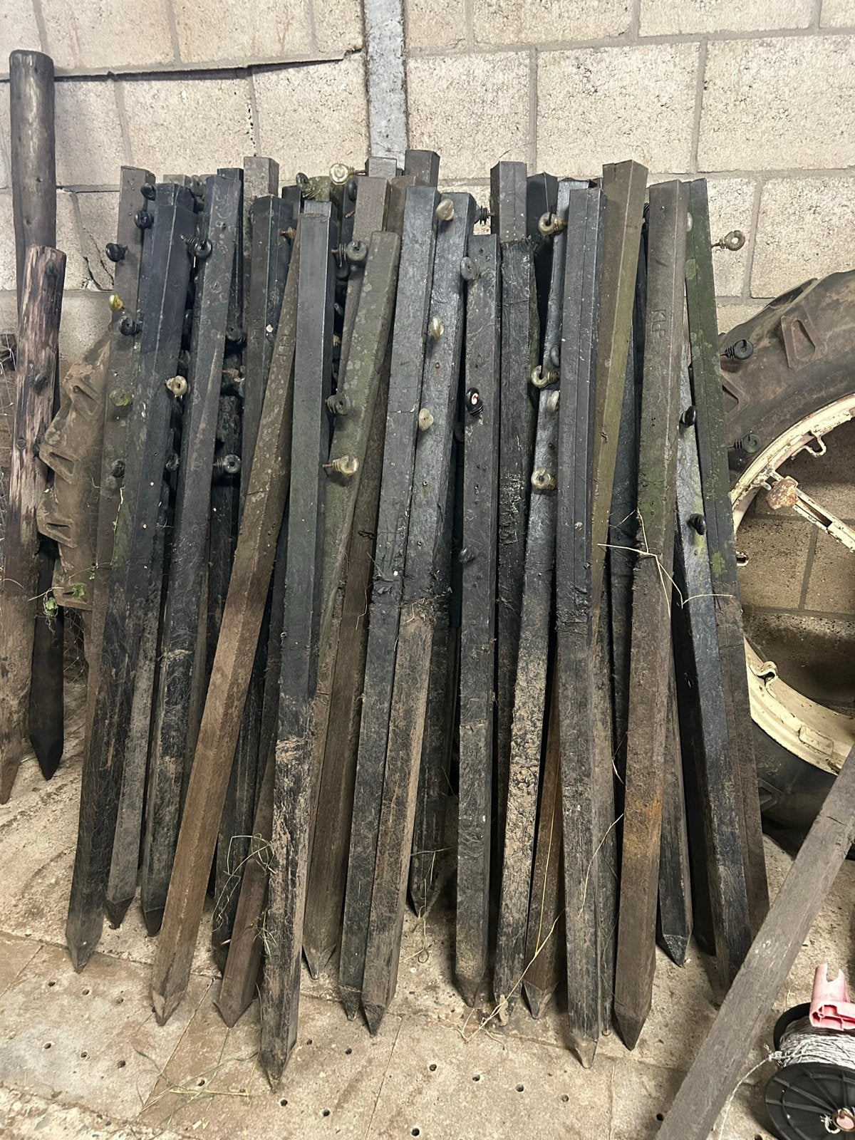Kunstof palen voor afrastering of constructie, Ophalen of Verzenden, Gebruikt, Minder dan 180 cm, Palen