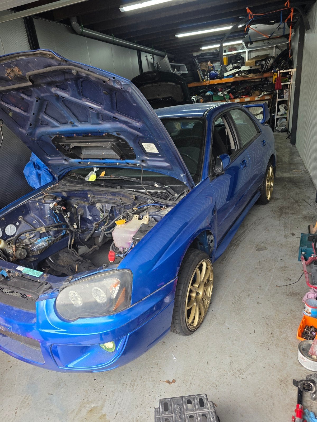 subaru impreza OPKNAPPER of onderdelen, Auto-onderdelen, Carrosserie en Plaatwerk, Subaru, Voor, Nieuw, Ophalen of Verzenden