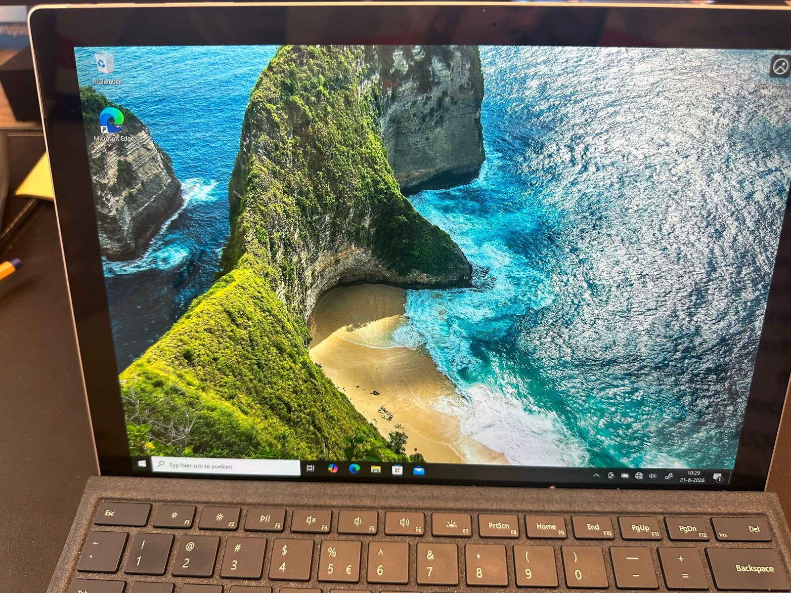 Microsoft Surface Pro 1796 - Windows 10 Pro, 128GB, 4GB RAM, Computers en Software, Windows Laptops, Ophalen, Gebruikt, Qwerty