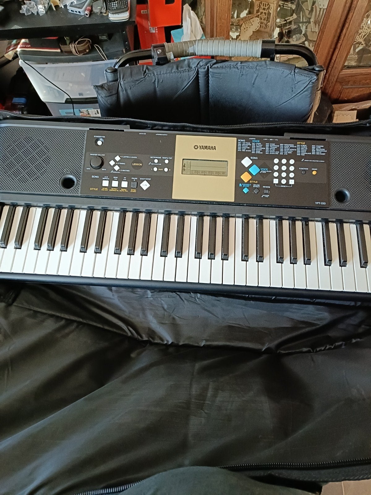 Yamaha YPT-220 keyboard met 61 toetsen en draagtas, Ophalen, Yamaha, Aanslaggevoelig, 61 toetsen