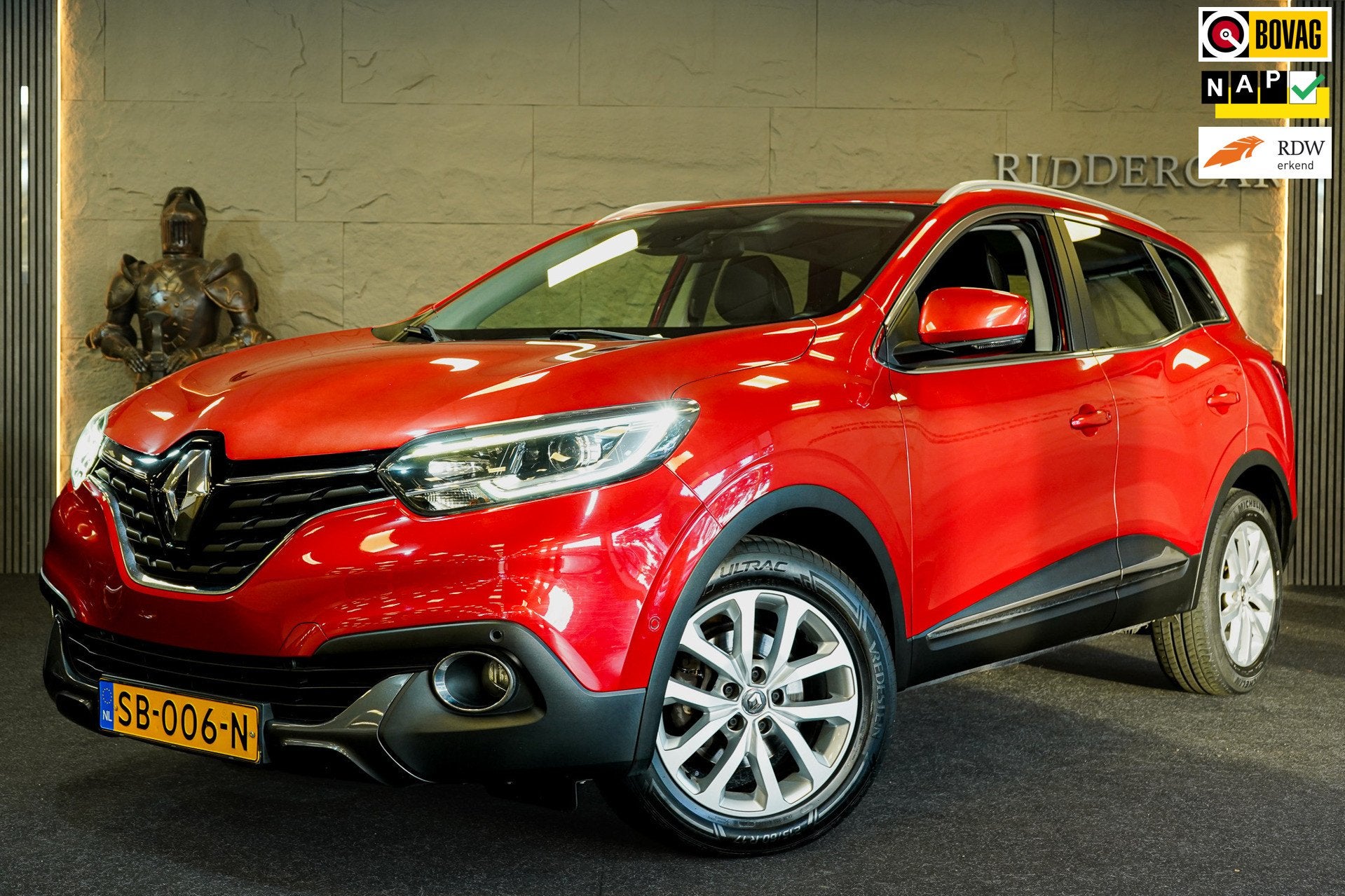 Renault Kadjar 1.2 TCe Intens|GARANTIE|TREKHAAK|NAVI|CRUISE|, Auto's, Kadjar, Gebruikt, 4 cilinders, Origineel Nederlands