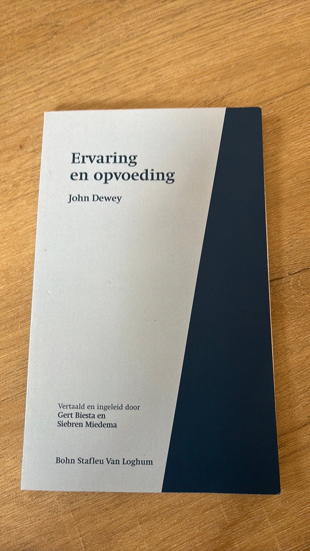 J. Dewey - Ervaring en opvoeding, Boeken, J. Dewey, Sociale wetenschap, Ophalen of Verzenden, Zo goed als nieuw