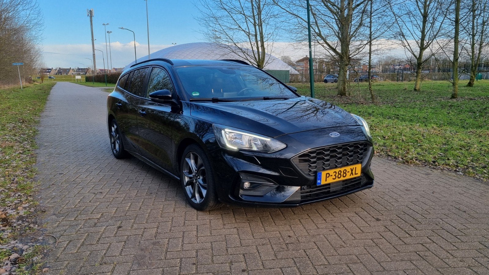 Ford Focus 1.5 Ecoboost 150pk Aut 2019 Zwart, Auto's, Ford, Stof, Zwart, 14 km/l, Stationwagon