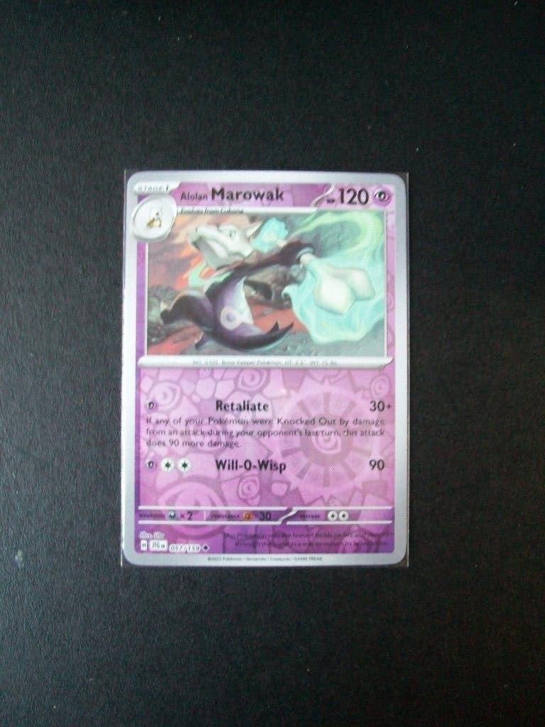 4714. Nieuwe Pokemon Kaart Holofoil Alolan MAROWAK (057/159), Ophalen of Verzenden, Nieuw, Losse kaart, Foil
