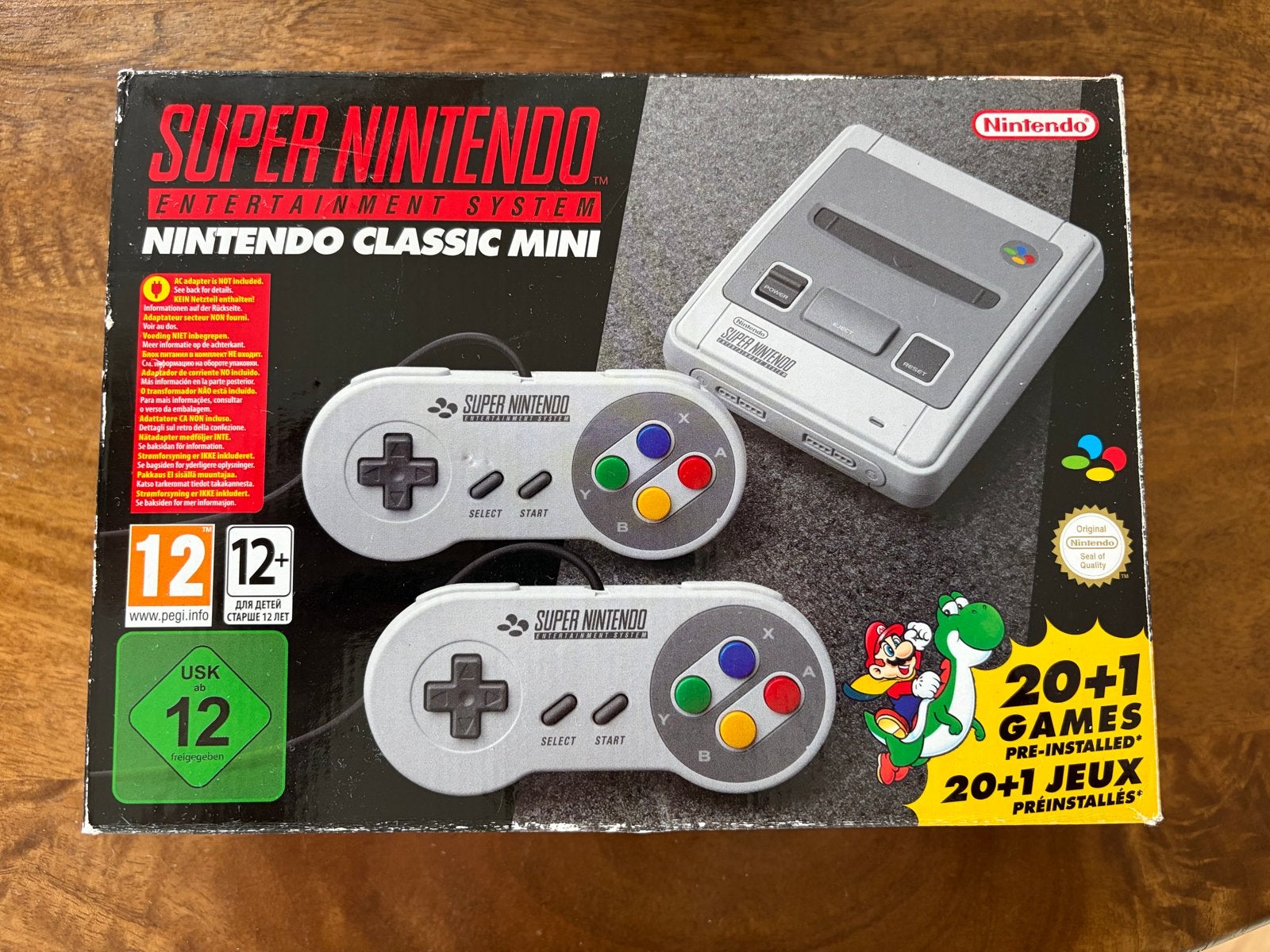Super Nintendo Classic Mini (SNES Mini) - Nieuw in doos, Spelcomputers en Games, Ophalen of Verzenden, Zo goed als nieuw, Met 2 controllers