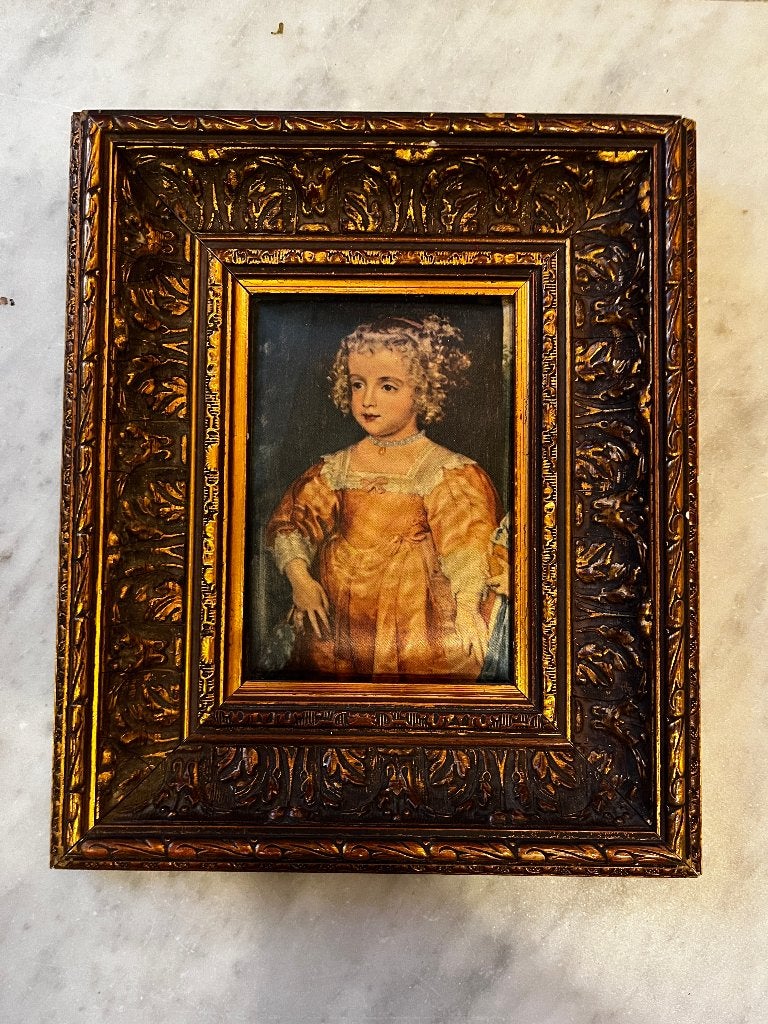 Oude lijst met stoffen portret kind, Ophalen of Verzenden