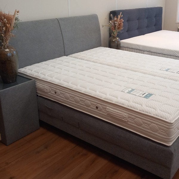 boxspring elektrisch verstelbaar 160 x 200 cm, Ophalen, Tweepersoons, Zo goed als nieuw, 200 cm