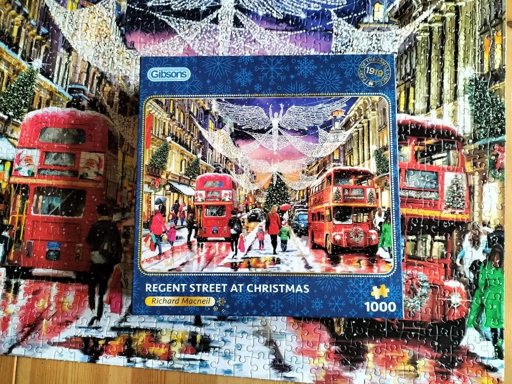 Gibsons puzzel - Regent Street At Christmas  ( 1000 st ), Hobby en Vrije tijd, Denksport en Puzzels, Ophalen, 500 t/m 1500 stukjes