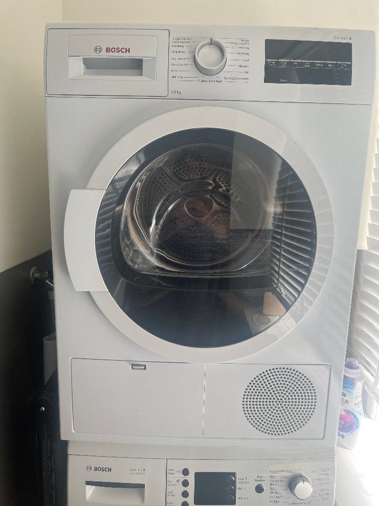 Bosch washing machine (Series 4) + dryer (Series 6) combo, 6 tot 8 kg, Ophalen, 1200 tot 1600 toeren, Voorlader