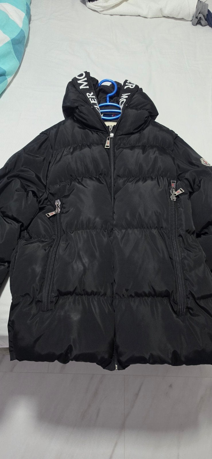 Moncler jas met logo banden maat S, Maat 38/40 (M), Zwart, Moncler, Ophalen of Verzenden