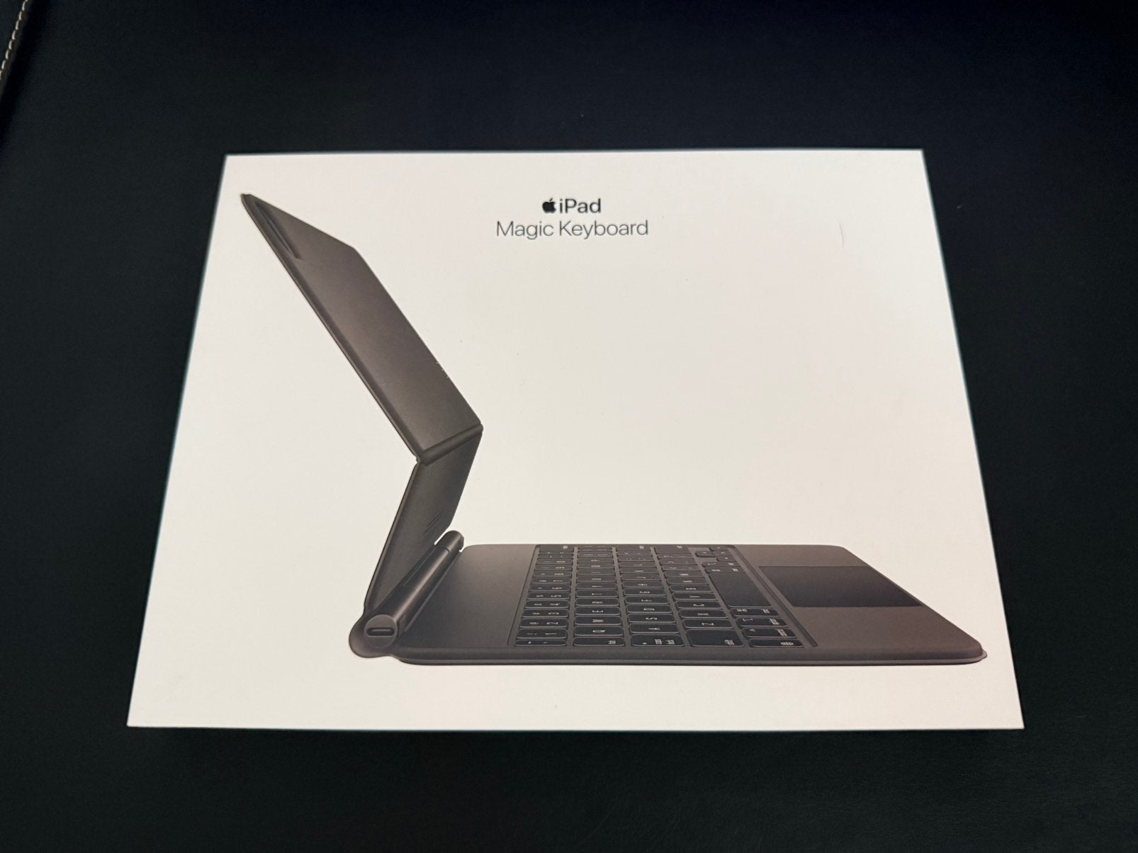 Apple Magic Keyboard 11” iPad Air en Pro, Ophalen of Verzenden, Zo goed als nieuw, 11 inch, Bescherming voor- en achterkant