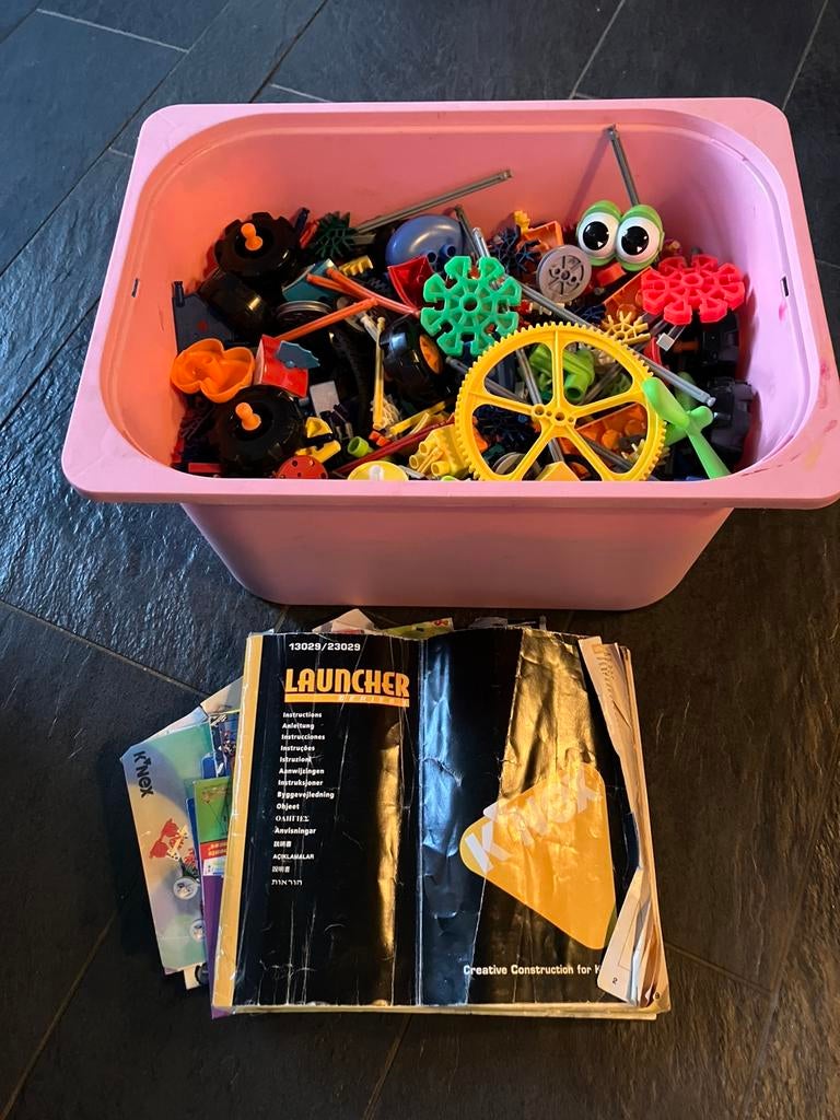 Kleine en grote knex, Ophalen