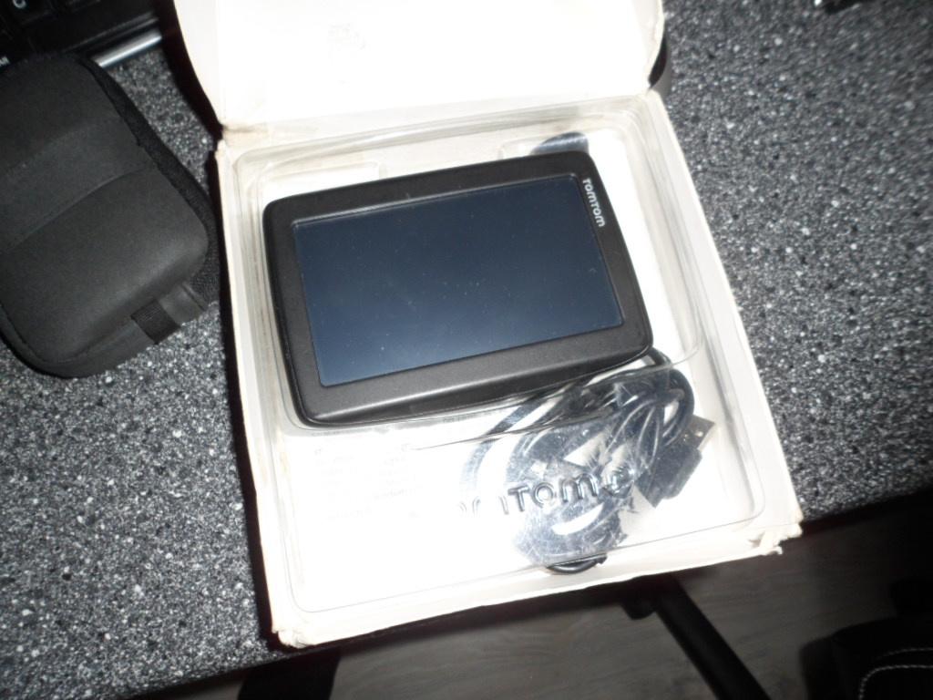 2maal tomtom, Ophalen of Verzenden, Gebruikt