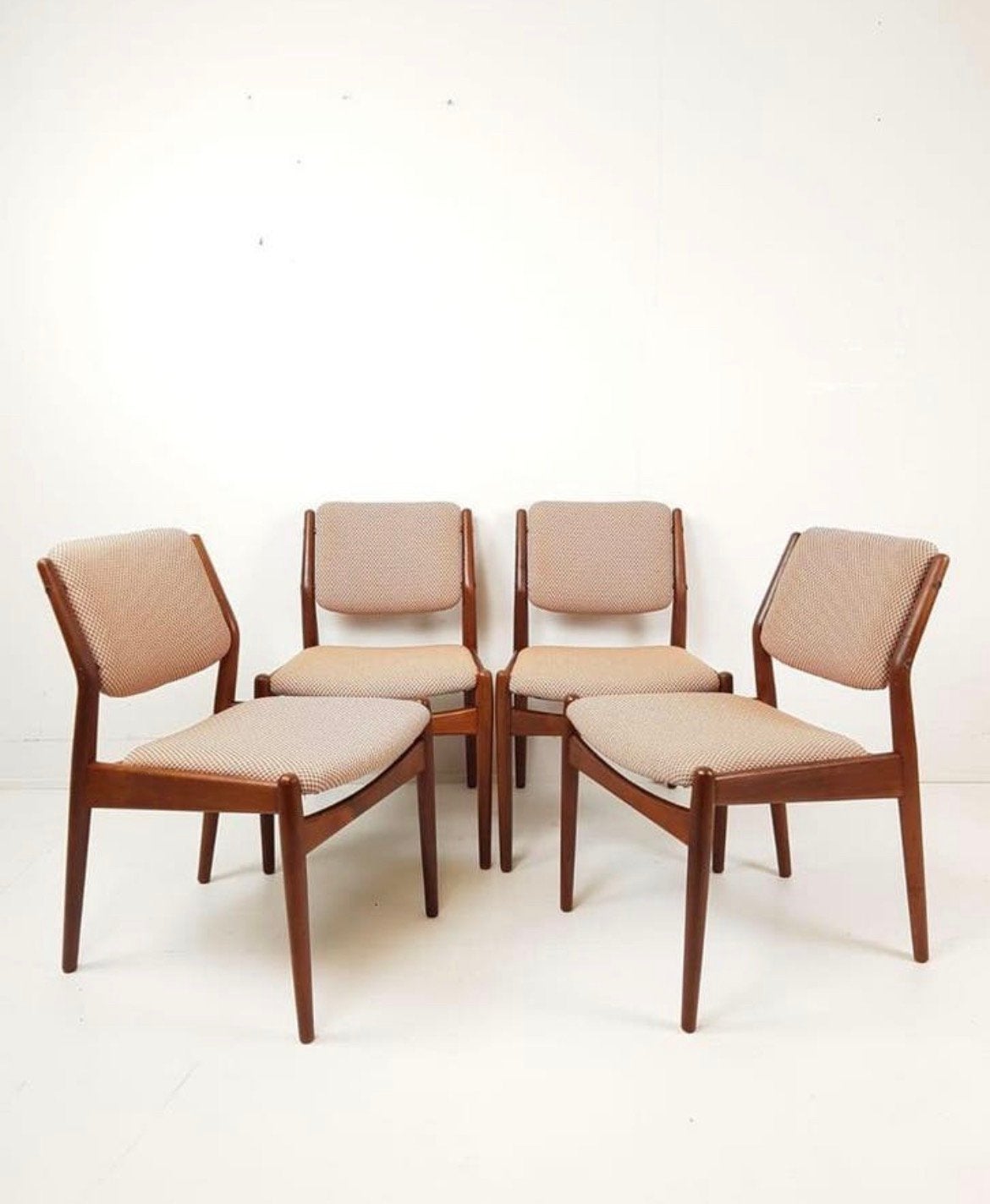 Vintage Deense stoelen | eetkamer dining chairs ploegstof, -, -, Ophalen of Verzenden, Zo goed als nieuw