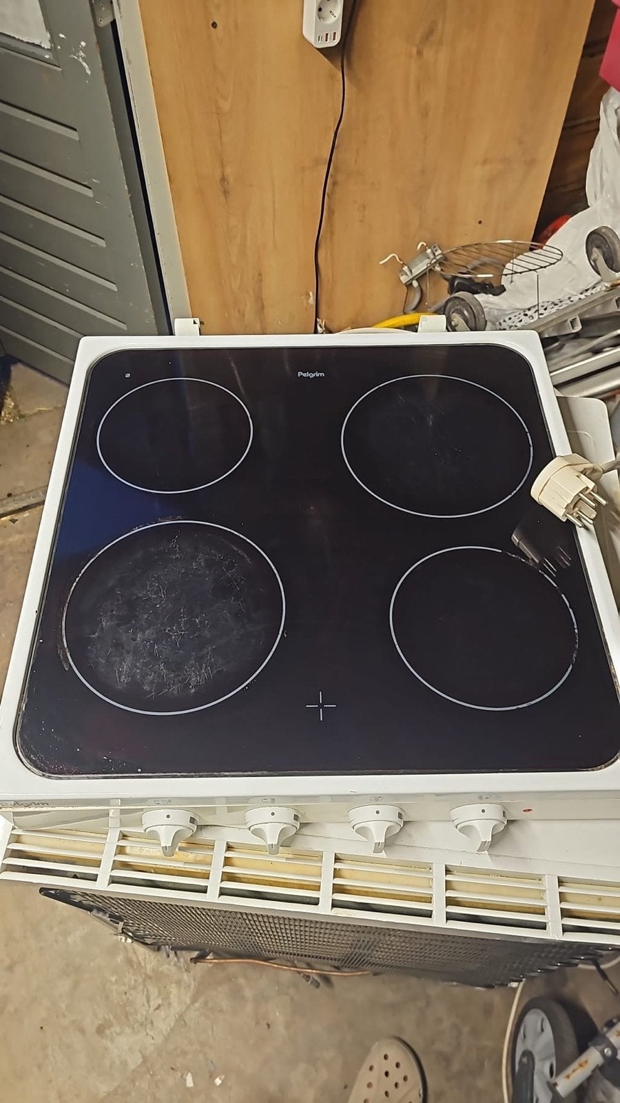 Pelgrim kookplaat, Witgoed en Apparatuur, Kookplaten, Gebruikt, Keramisch, Inbouw, 4 kookzones