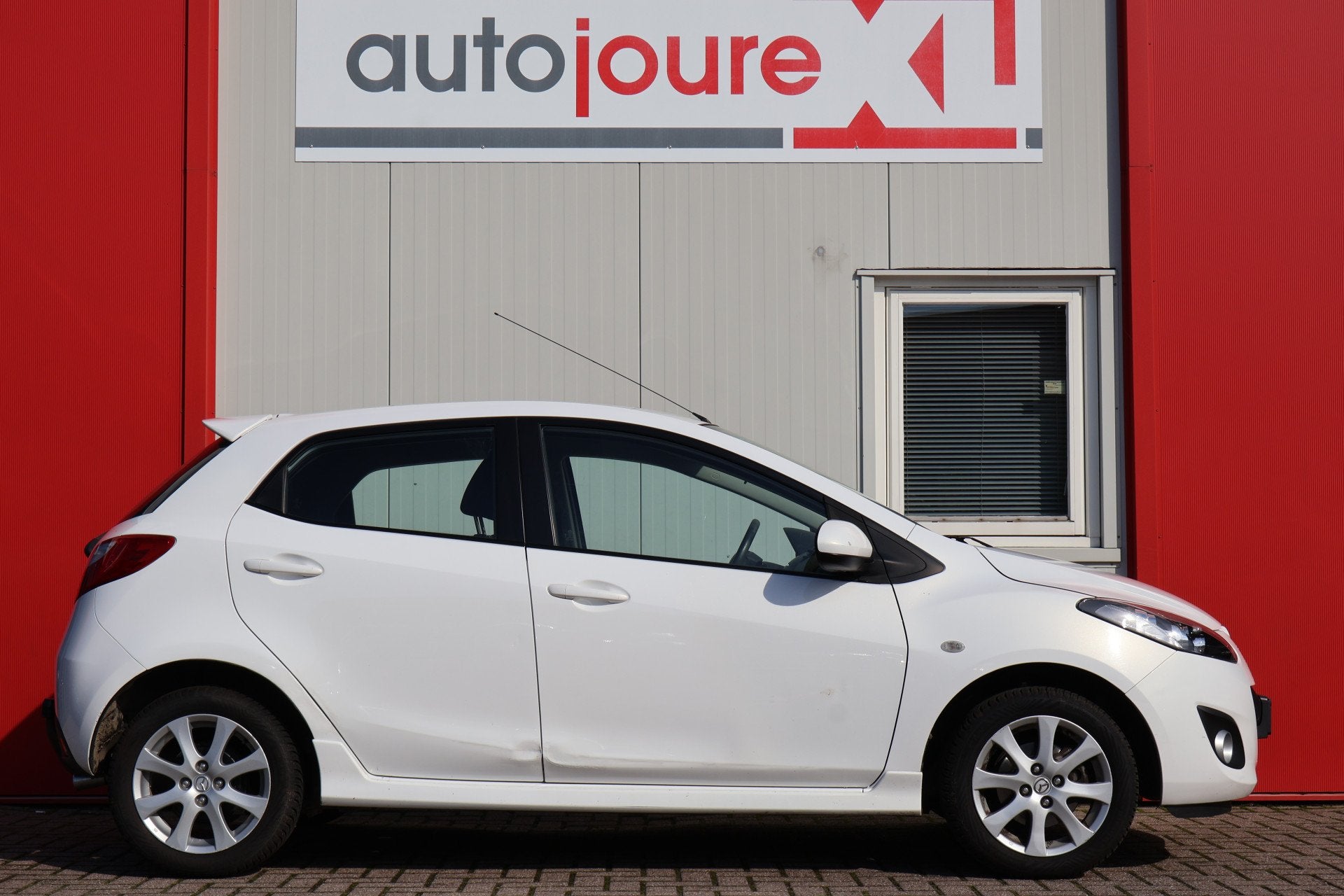 Mazda 2 1.3 BIFUEL GT-M Line (bj 2011), Auto's, Voorwielaandrijving, Euro 5, Zwart, 4 cilinders