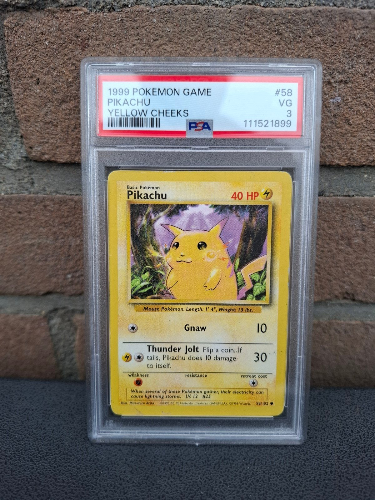 psa 3 pikachu base 1999 vintage pokemon, Ophalen of Verzenden, Zo goed als nieuw