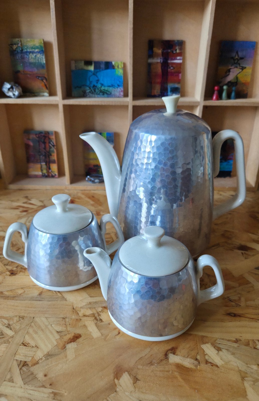 Vintage theepot, suikerpot en melkkannetje, Gebruikt, Keramiek, Vintage, Ophalen of Verzenden