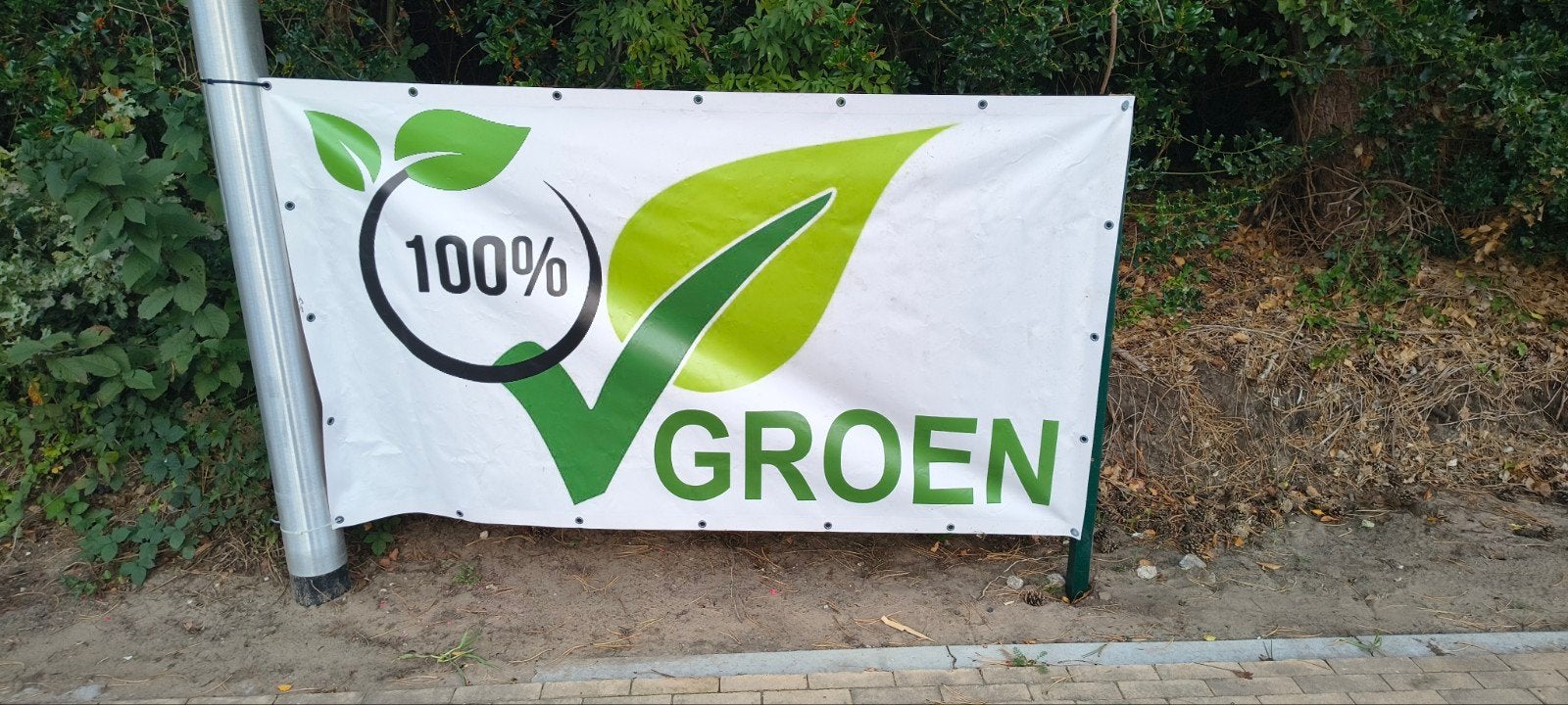 straatversiering groen, Ophalen