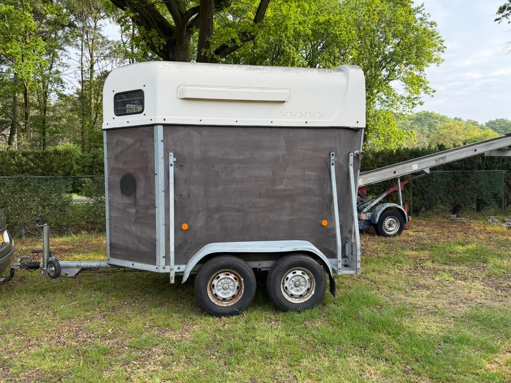 Te koop mooie grote 1.5 paards paardentrailer in nette staat, Dieren en Toebehoren, Paarden en Pony's | Trailers en Aanhangwagens