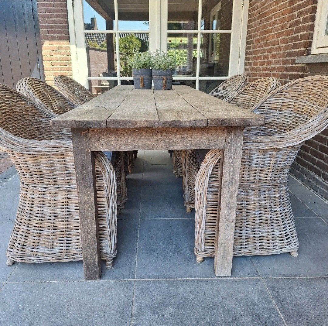 Oud houten geleefde eettafel., Ophalen, Eettafel