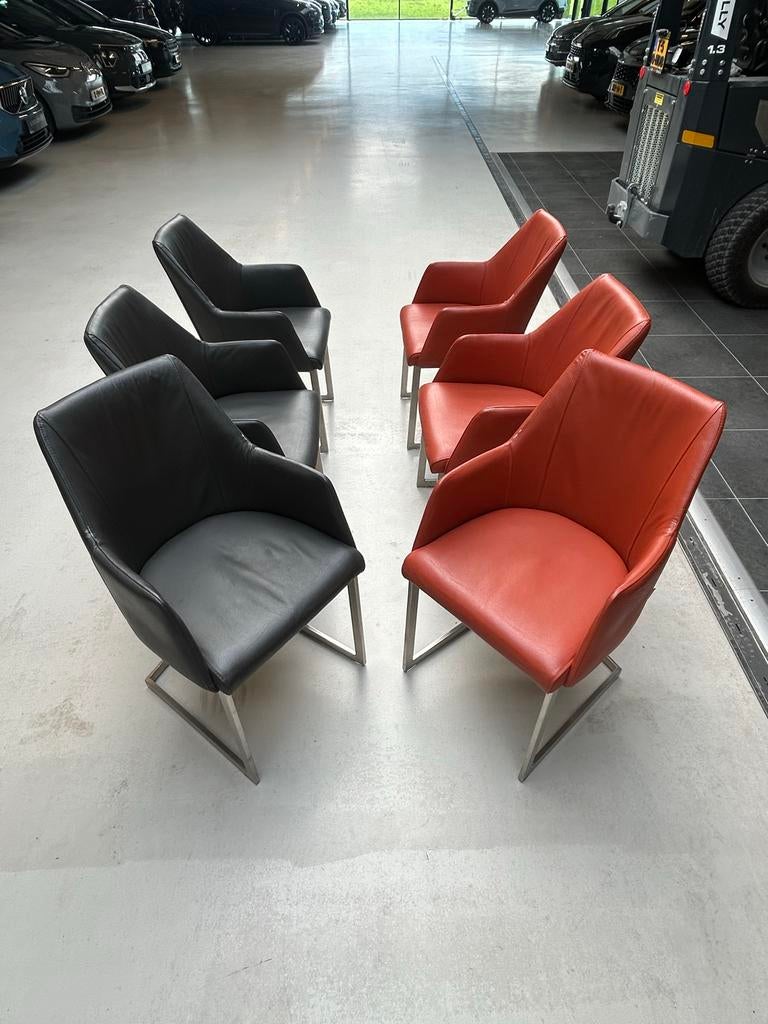 6x Xooon lederen stoelen - Oranje en Zwart, Huis en Inrichting, Stoelen, Gebruikt, Vijf, Zes of meer stoelen, Leer, Overige kleuren