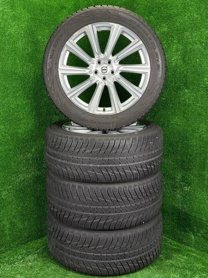 Originele 20 inch Volvo XC90 inscription velgen winterbanden, Sweden, Gebruikt, 275 mm, Banden en Velgen