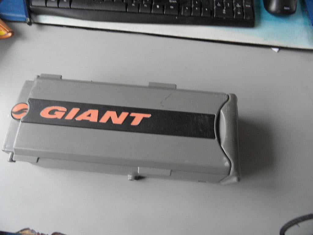 accu giant twist  werking onbekend, Ophalen of Verzenden, Gebruikt