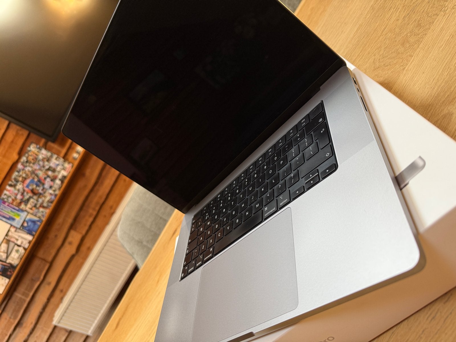Foto 5 van MacBook Pro 16” (2023) M2 Max - 32GB - 1TB SSD