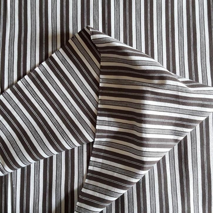 Klederdracht stof folklore stof - bruine streep - 1.80 m., 120 cm of meer, Nieuw, Ophalen of Verzenden, Katoen