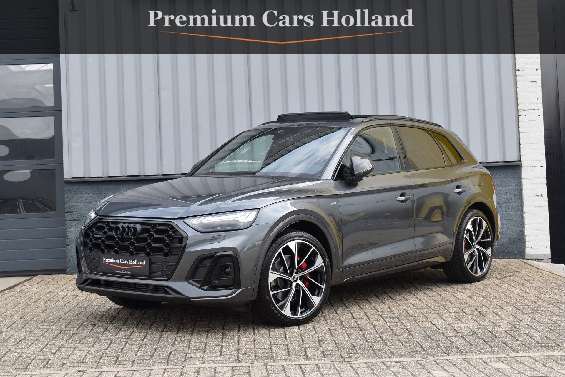 Audi Q5 50 TFSI e S-Line 299 Pk Competition Pano Lucht Carbo, Auto's, Automaat, Dealer onderhouden, Gebruikt, Euro 6