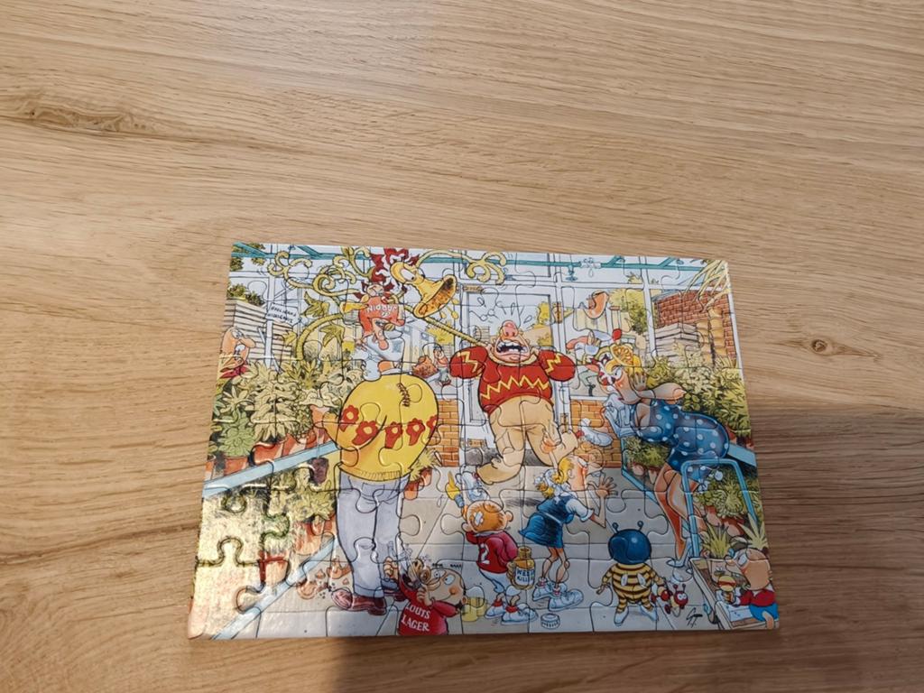 Grappige legpuzzel met cartoonafbeelding, Ophalen of Verzenden, Minder dan 500 stukjes, Gebruikt, Legpuzzel
