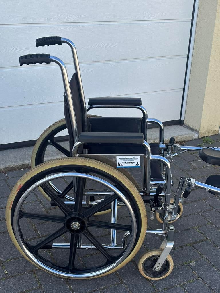 Kinderrolstoel met sterwielen, beensteunen verstelbaar, Gebruikt, Kinderrolstoel 35 cm zitbreedte, Meer info ☎️0️⃣6️⃣➖2️⃣0️⃣9️⃣0️⃣1️⃣0️⃣4️⃣0️⃣