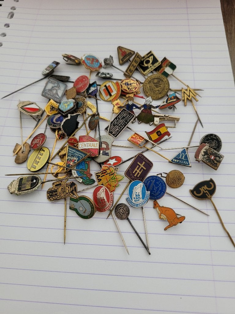 Verdchillende speldjes, Verzamelen, Ophalen of Verzenden, Gebruikt, Overige onderwerpen, Speldje of Pin