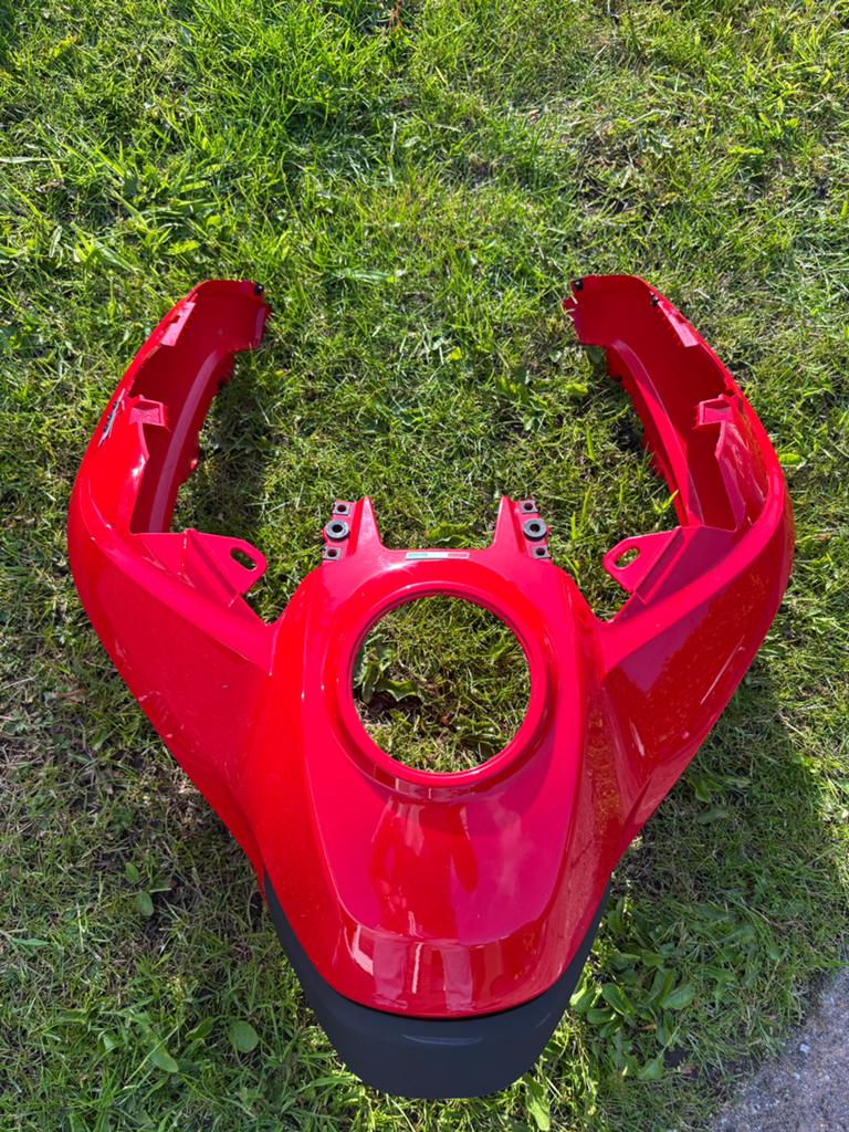 Tank cover Ducati Multistrada V2 21-24 met scheurtje links, Ophalen of Verzenden, Gebruikt, Kap, Overige merken