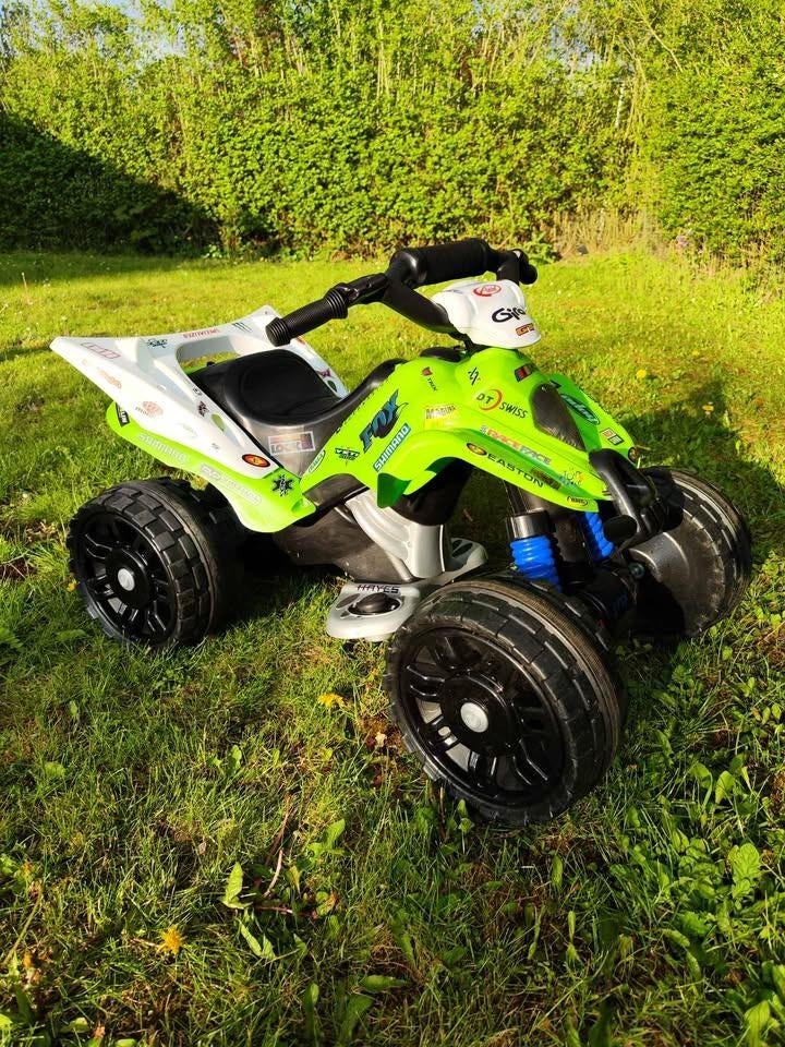 Elektrische kinderquad 12v Kawasaki INJUSA 2x accu, Ophalen, Gebruikt