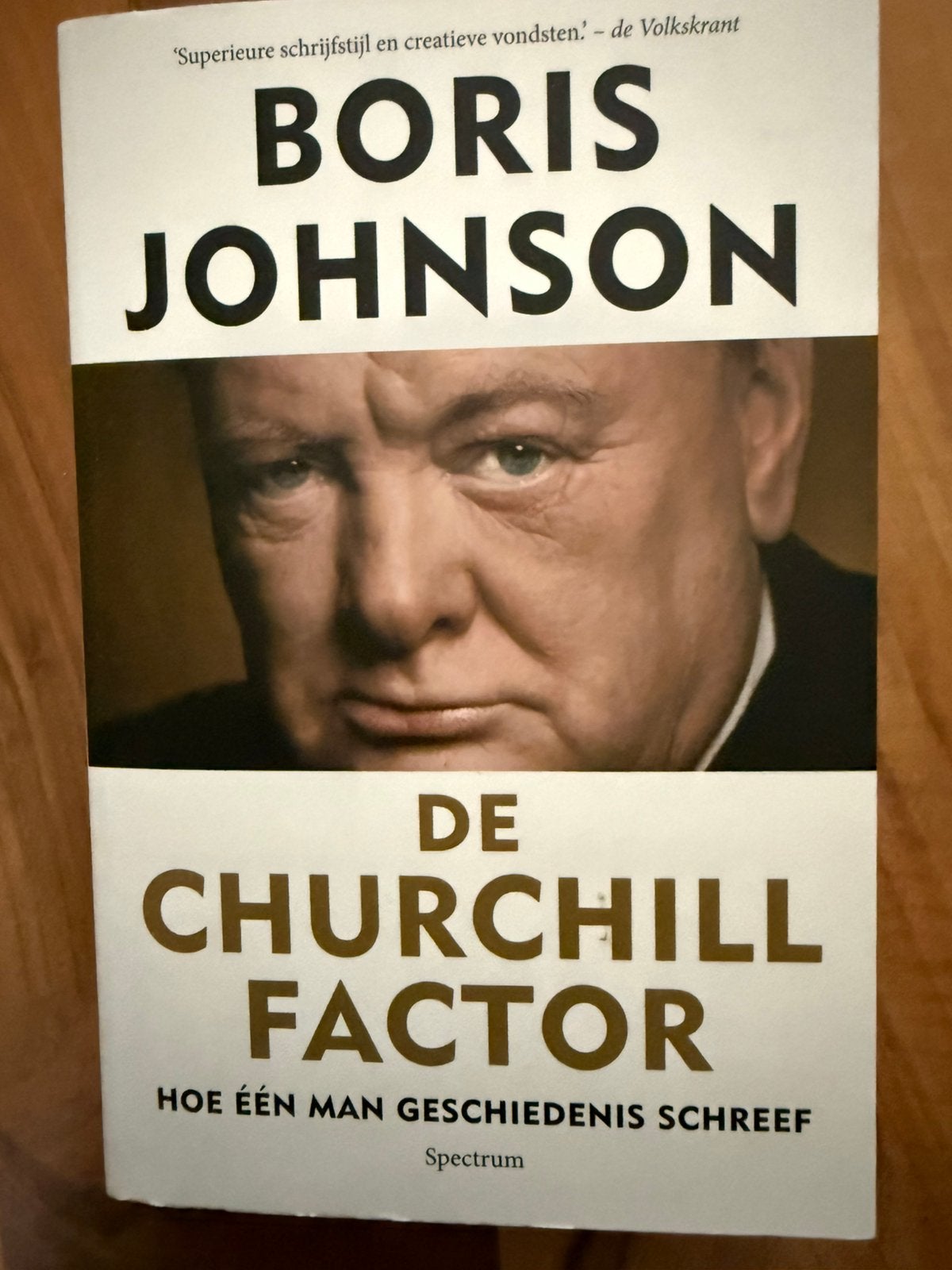 Churchill - Boris Johnson, Ophalen of Verzenden, Zo goed als nieuw