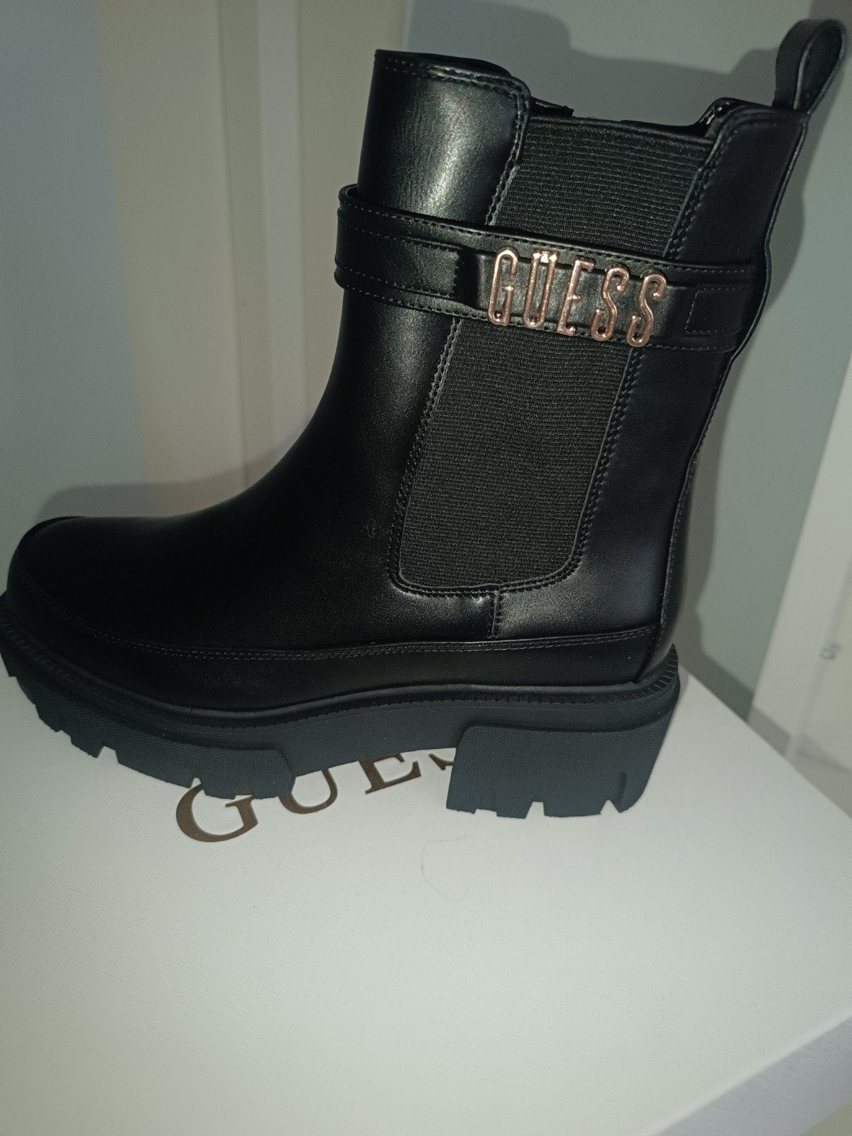 Guess Nieuwe Laarzen, Kleding | Dames, Schoenen, Ophalen of Verzenden, Nieuw, Zwart, Hoge laarzen