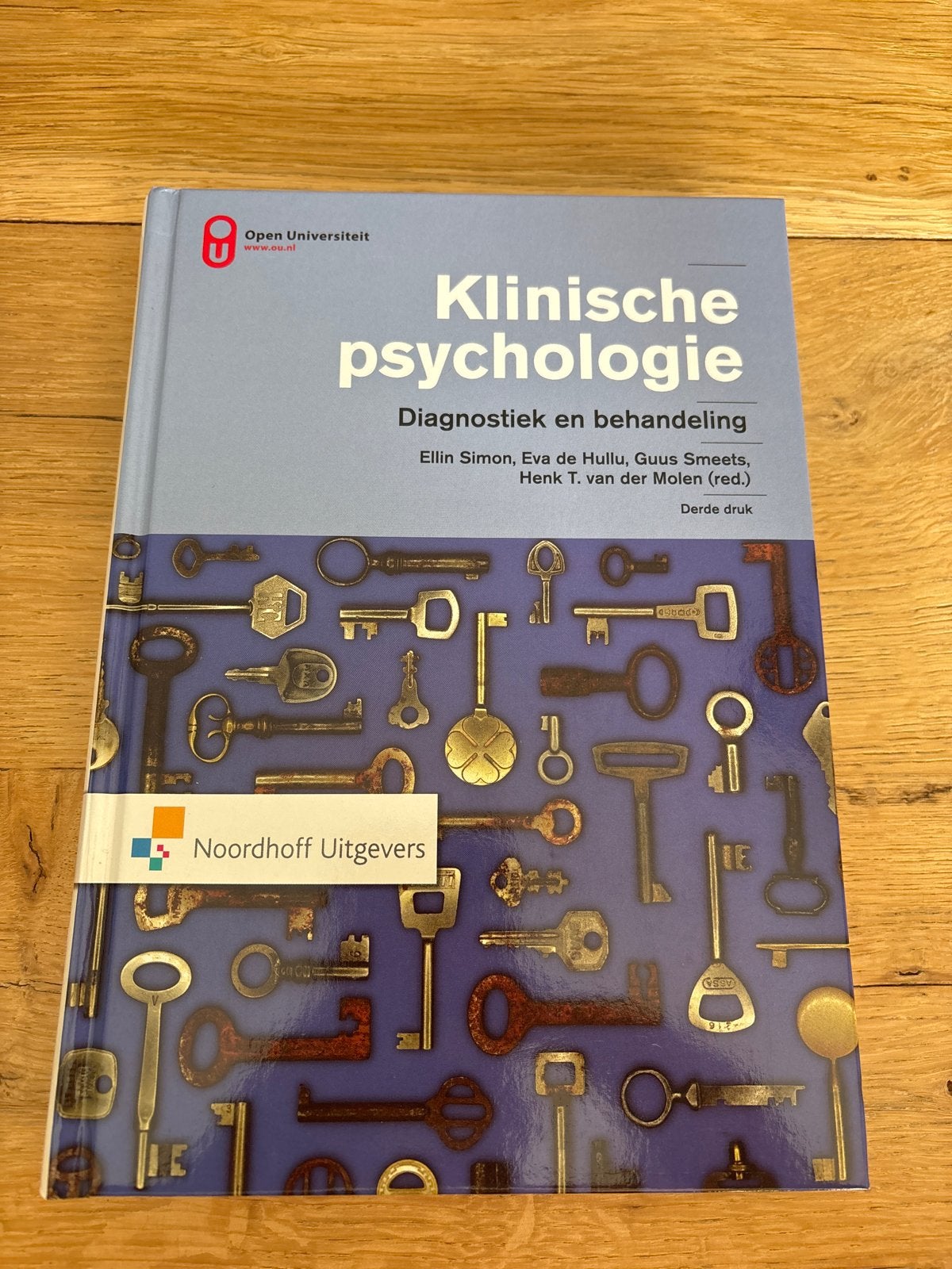 Eva de Hullu - Klinische Psychologie, Eva de Hullu; Ellin Simon; Henk T. van der Molen; Guus Smeets, Ophalen of Verzenden, Ontwikkelingspsychologie