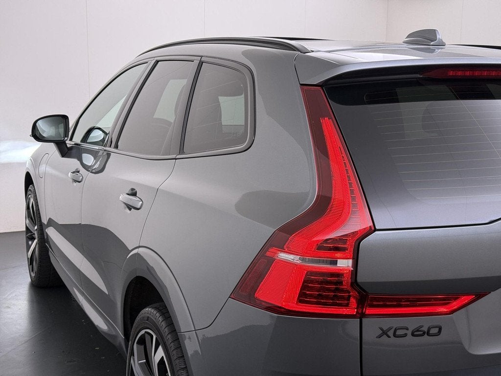 Volvo XC60 2.0 Recharge T8 AWD R-Design VAN: 38.900,- VOOR:, Gebruikt, Euro 6, XC60, Vierwielaandrijving