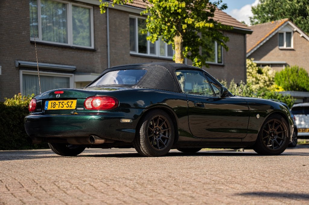 Mazda MX-5 1.8 SVT 146hp I 2001 Groen met hardtop, Achterwielaandrijving, 40 €/maand, Beige, Cabriolet