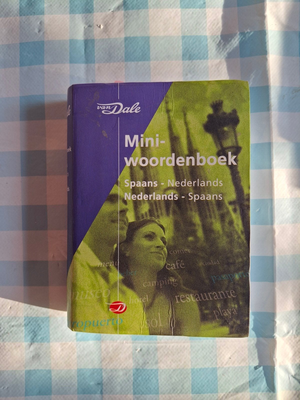 Van Dale Miniwoordenboek Spaans, Ophalen of Verzenden, Zo goed als nieuw, Van Dale