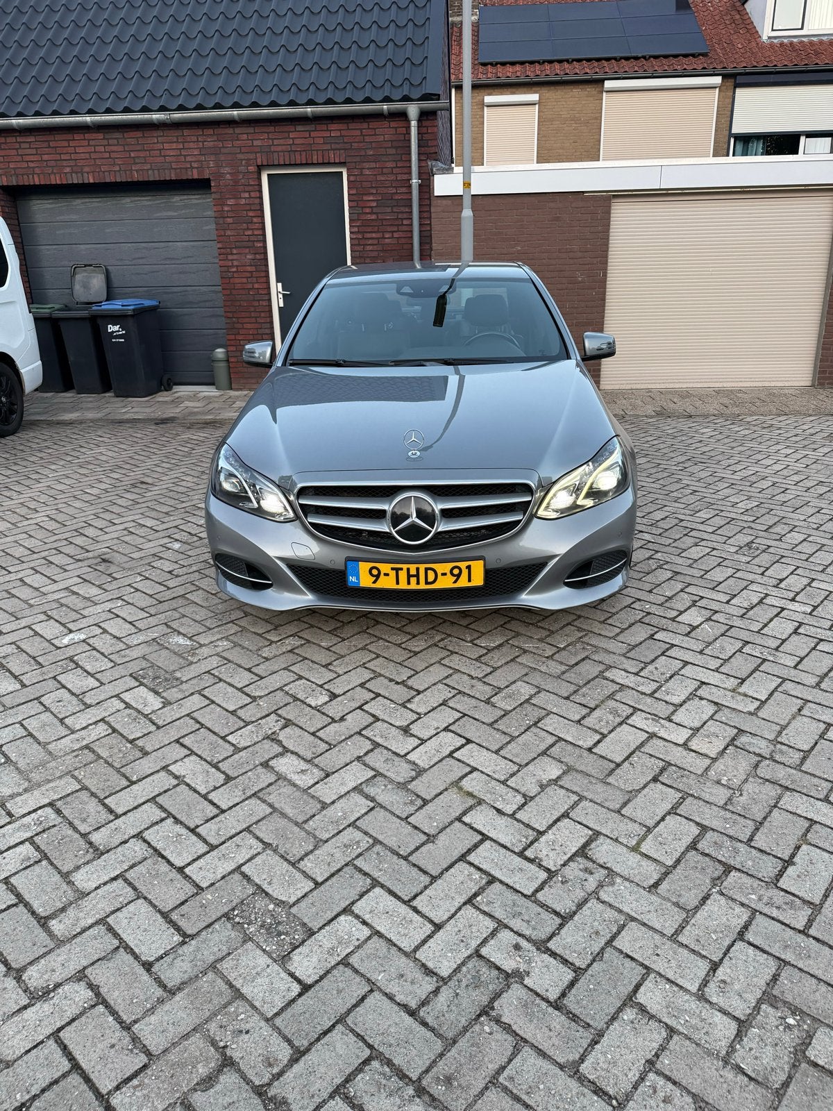 Mercedes-Benz E-Klasse 3.0 D E350 Bluetec Sedan AUT 2013
