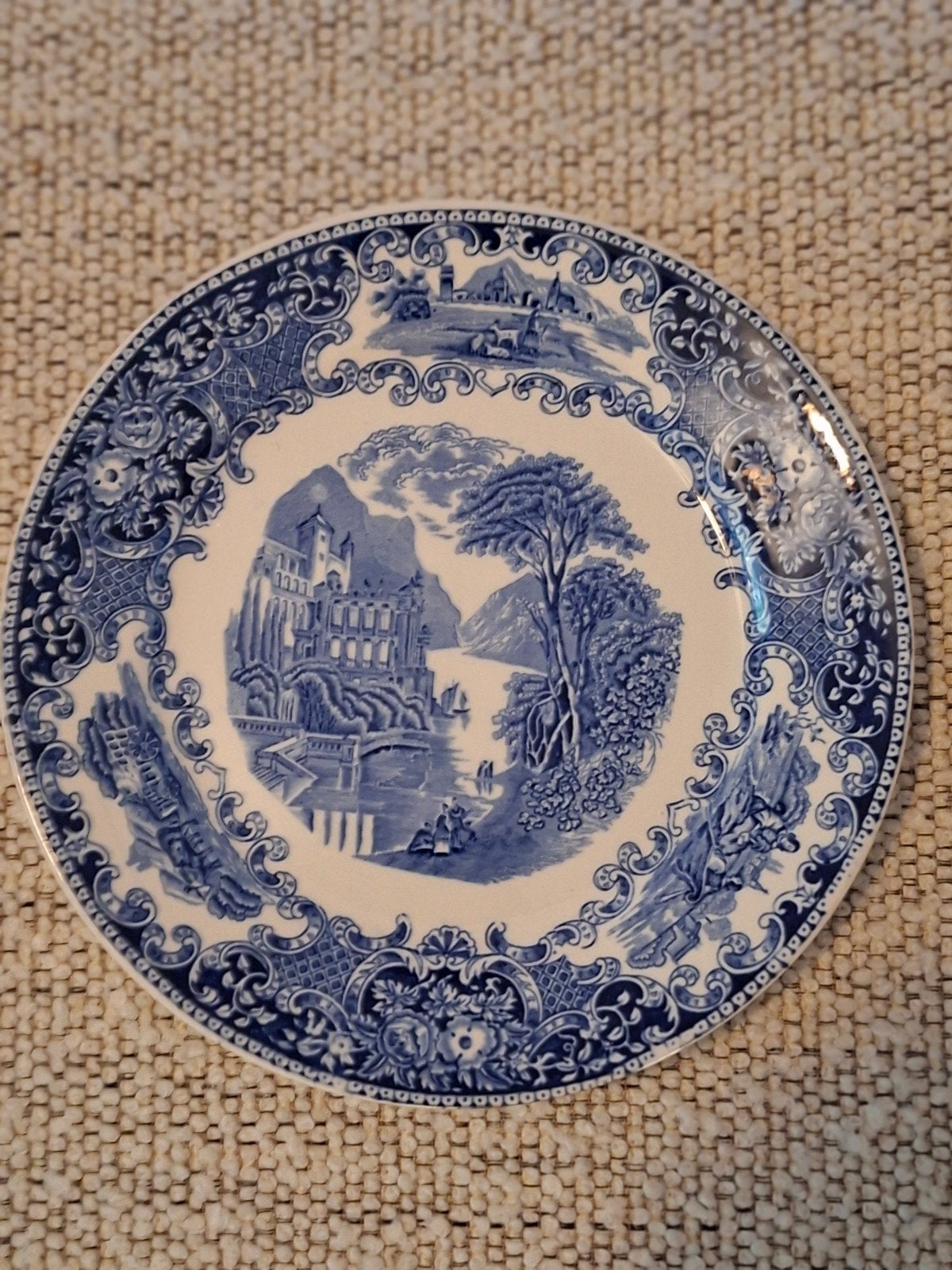 Diverse decoratieve borden - Delfts blauw en bloemmotieven, Antiek en Kunst, Ophalen of Verzenden